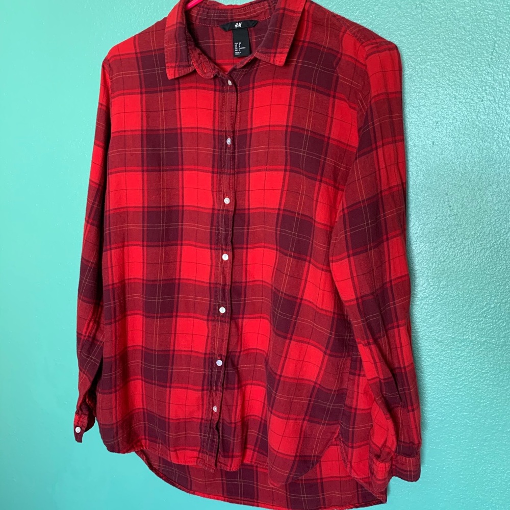 H&M red plaid thin flannel.